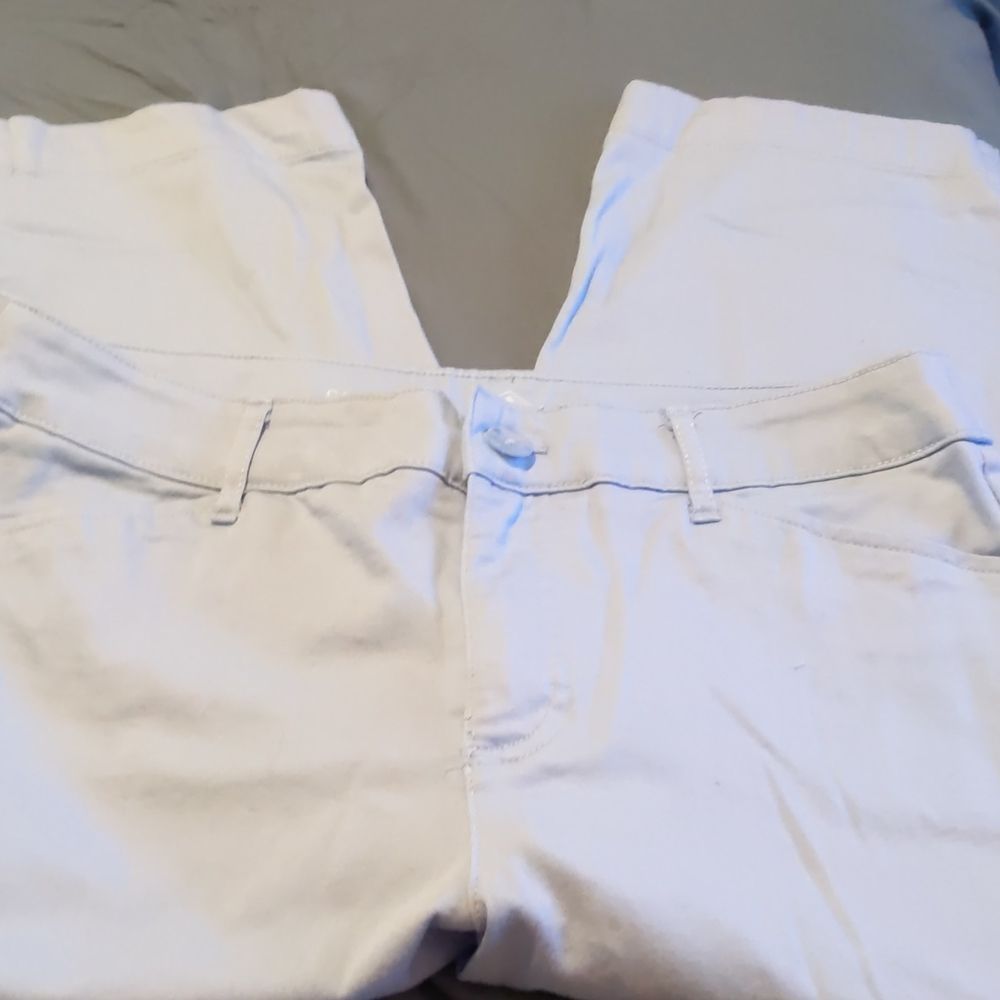 St John's Bay stretch capris size 12